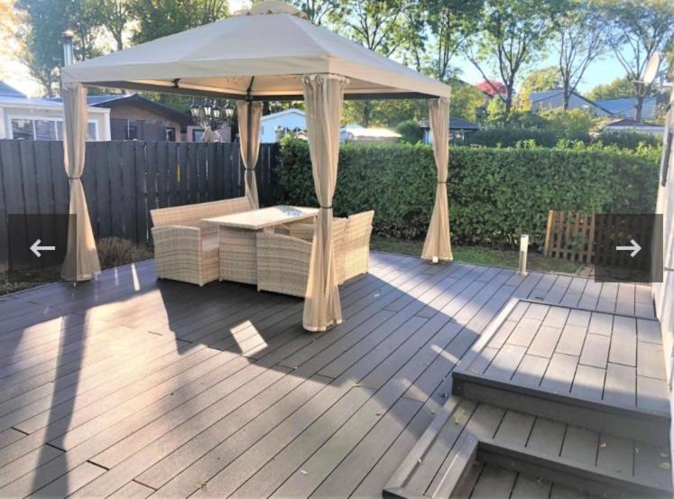 فندق Vakantiehuis Recreatiepark Rhederlaagse Meren Lathum المظهر الخارجي الصورة