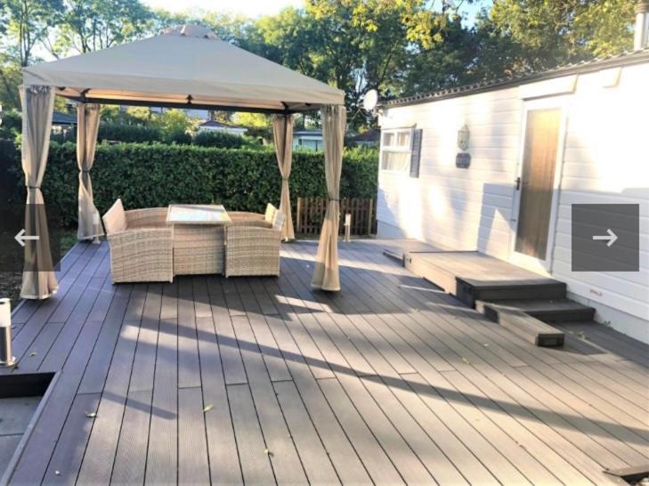 فندق Vakantiehuis Recreatiepark Rhederlaagse Meren Lathum المظهر الخارجي الصورة